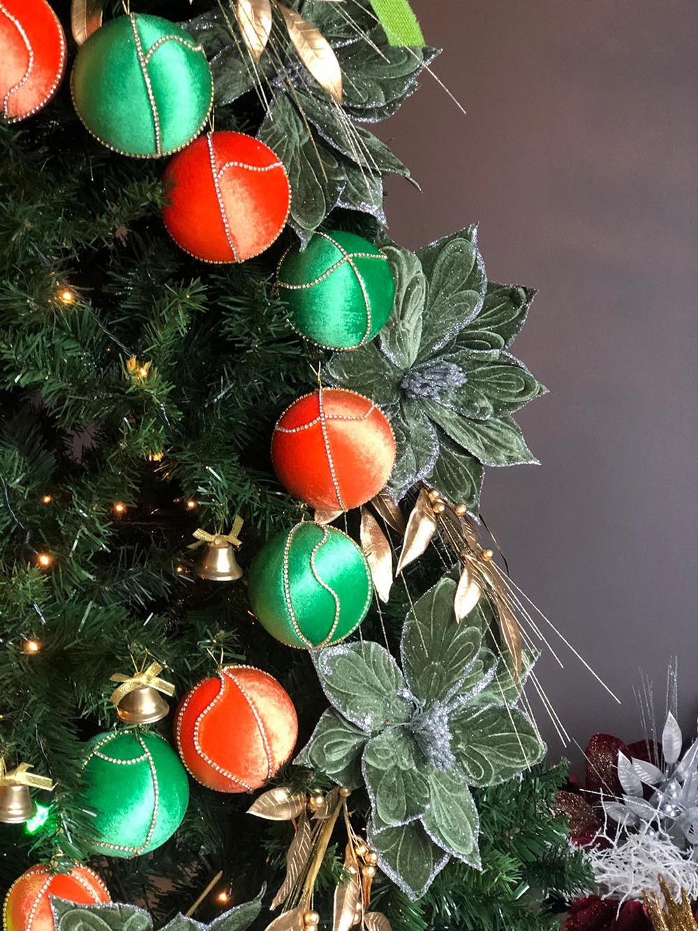 Turuncu  Çam Ağacı Süsü - 8 Cm Kadife Yılbaşı Çam Ağacı Topu