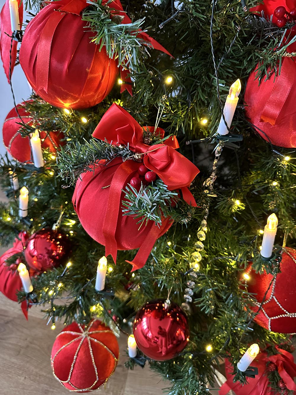 RED FAIRY - YILBAŞI ÇAM AĞACI