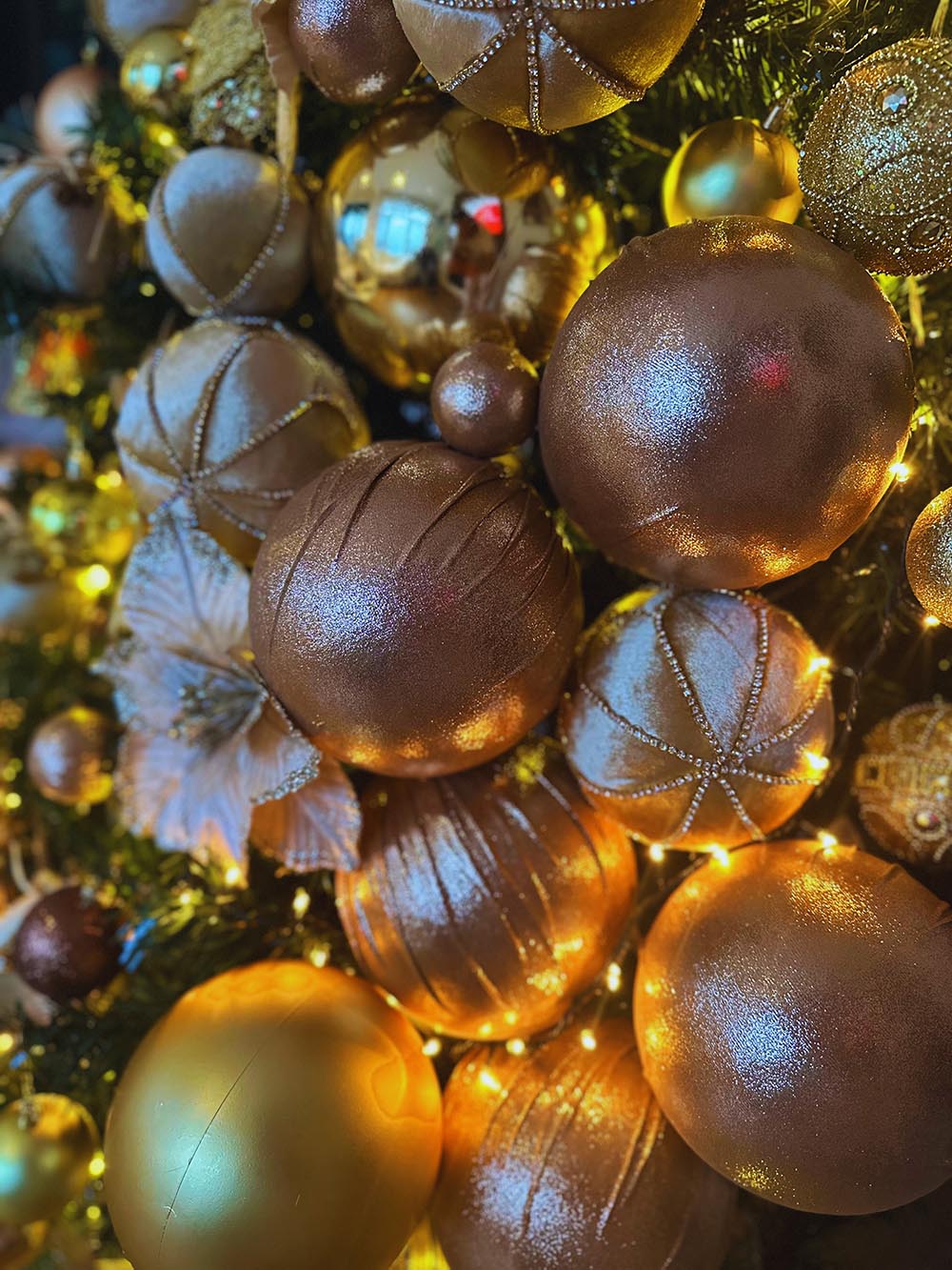 CREAM FLOWER - YILBAŞI ÇAM AĞACI