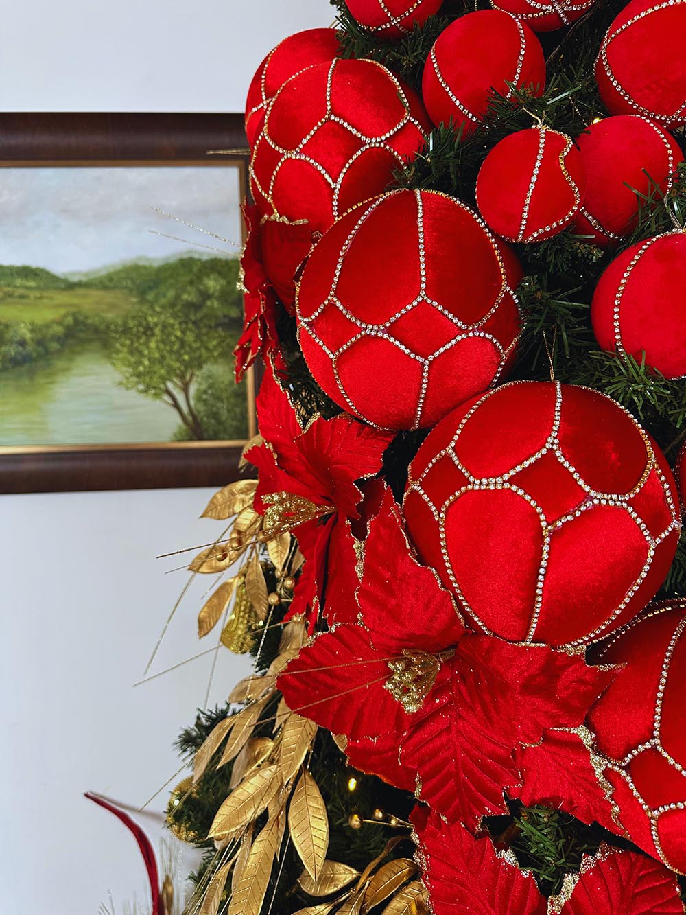 RED BALL - KİRALIK YILBAŞI ÇAM AĞACI
